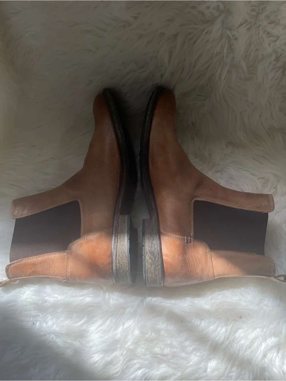 GBX Men’s Chelsea Boots leather tan and Brown elastic sides slip on boots SZ10.5